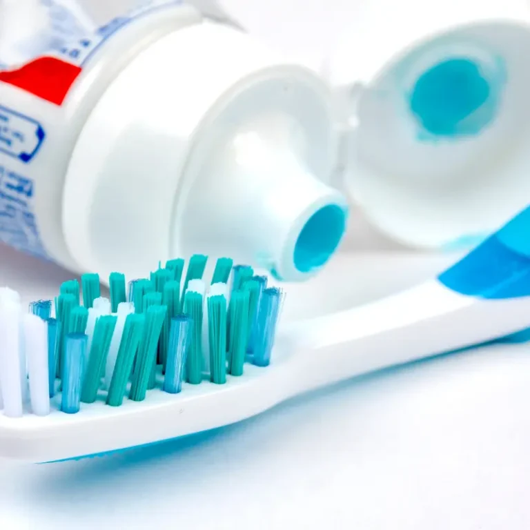 How to Choose the Right Toothbrush and Toothpaste (Backed by Dentists)